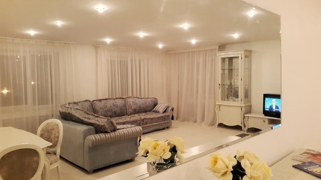 Apartment Astoriya Vitebsk Bagian luar foto