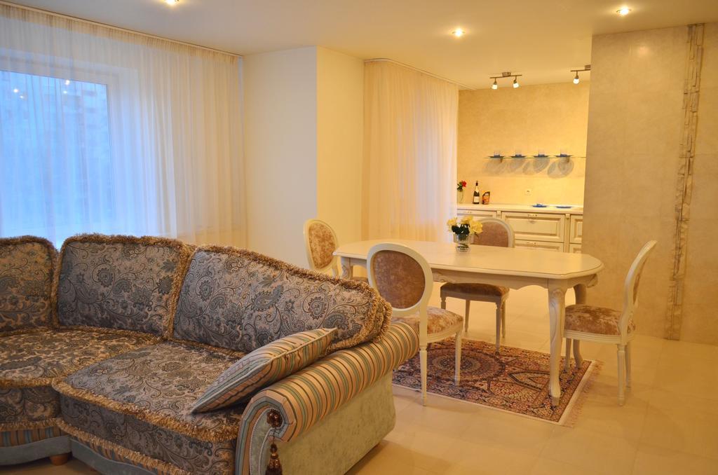 Apartment Astoriya Vitebsk Bagian luar foto